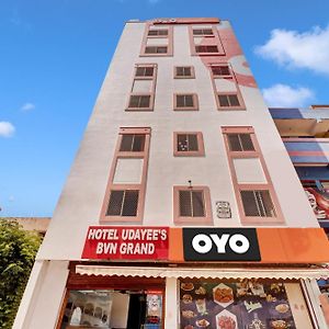 Super Hotel O Karakambadi Near Alipiri Formerly Bvn Grand